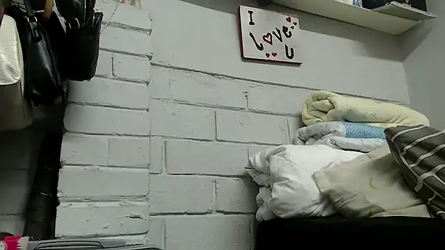 Snapshot of xTwerkingMistressx chatting on December 14, 2025, 4:18 am xTwerkingMistressx online show from December 14, 2025, 4:18 am