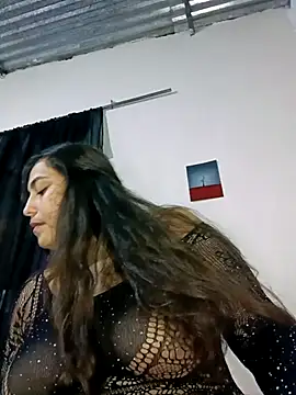 xandra252 online show from July 13, 2026, 4:04 am
