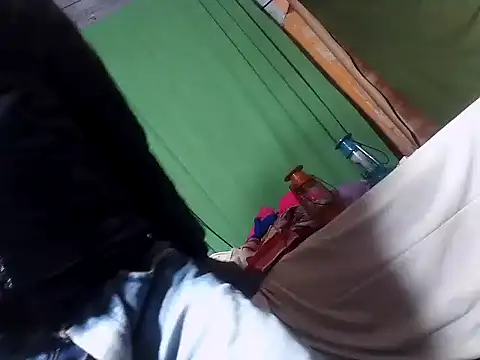 Snapshot of desiboy1101 chatting on February 5, 2025, 3:34 am desiboy1101 online show from February 5, 2025, 3:34 am