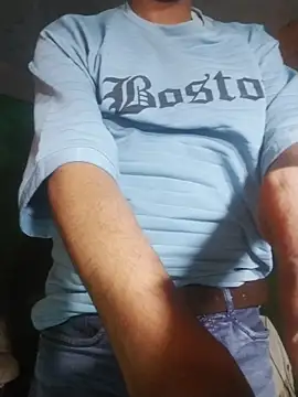 Snapshot of desiboy1101 chatting on November 27, 2025, 1:24 pm desiboy1101 online show from November 27, 2025, 1:24 pm