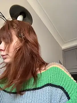 Snapshot of Oopsfoxy chatting on March 27, 2026, 6:19 am Oopsfoxy online show from March 27, 2026, 6:19 am