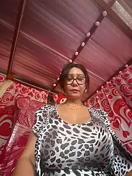 Snapshot of sweetieme chatting on April 1, 2026, 2:56 am sweetieme online show from April 1, 2026, 2:56 am