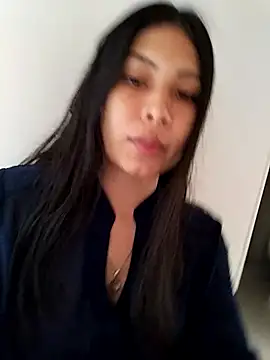 Snapshot of evolet01 chatting on February 10, 2025, 7:28 pm evolet01 online show from February 10, 2025, 7:28 pm