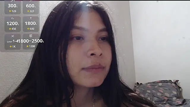 Snapshot of evolet01 chatting on February 12, 2025, 11:30 pm evolet01 online show from February 12, 2025, 11:30 pm