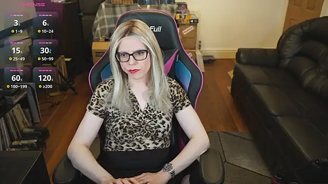 Snapshot of KelseyCobalt chatting on November 15, 2025, 9:11 pm KelseyCobalt online show from November 15, 2025, 9:11 pm