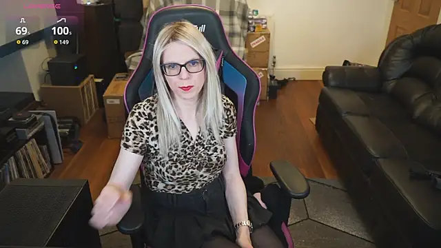 Snapshot of KelseyCobalt chatting on December 13, 2025, 9:53 pm KelseyCobalt online show from December 13, 2025, 9:53 pm