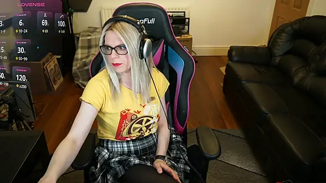 KelseyCobalt online show from May 20, 2026, 7:42 pm