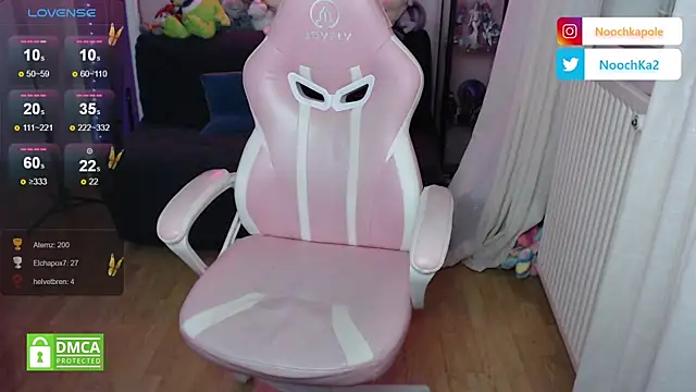 Snapshot of Noochka chatting on September 9, 2025, 6:18 pm Noochka online show from September 9, 2025, 6:18 pm