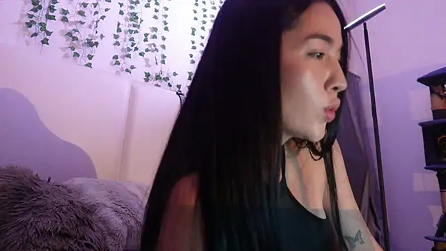 Snapshot of megaaann chatting on December 14, 2025, 2:50 am megaaann online show from December 14, 2025, 2:50 am