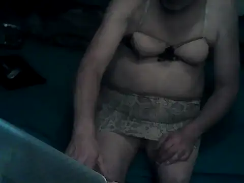 Snapshot of STLrob chatting on February 3, 2026, 1:49 pm STLrob online show from February 3, 2026, 1:49 pm