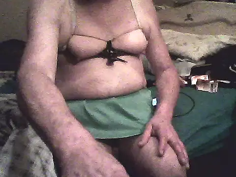 Snapshot of STLrob chatting on February 11, 2026, 3:28 pm STLrob online show from February 11, 2026, 3:28 pm