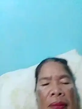 Snapshot of sexylizzy4u chatting on January 18, 2026, 2:43 pm sexylizzy4u online show from January 18, 2026, 2:43 pm