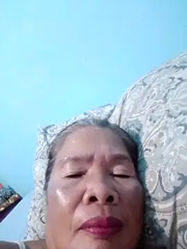 Snapshot of sexylizzy4u chatting on February 15, 2026, 1:09 pm sexylizzy4u online show from February 15, 2026, 1:09 pm