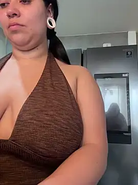 Snapshot of emilyjohanson chatting on February 27, 2025, 5:04 pm emilyjohanson online show from February 27, 2025, 5:04 pm