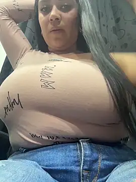 emilyjohanson online show from May 29, 2026, 11:25 pm