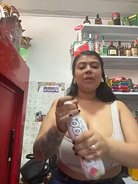 emilyjohanson online show from May 30, 2026, 5:21 pm