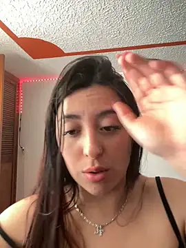 Snapshot of Sofhi_corolinne31 chatting on December 6, 2024, 9:46 pm Sofhi corolinne31 online show from December 6, 2024, 9:46 pm