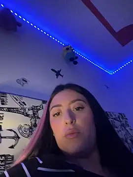 Snapshot of Sofhi_corolinne31 chatting on February 8, 2025, 10:19 pm Sofhi corolinne31 online show from February 8, 2025, 10:19 pm