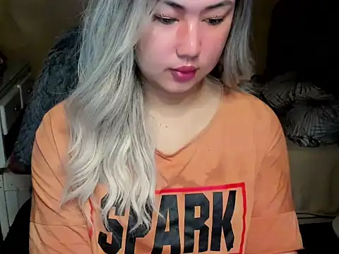 HOTnWILDalice online show from January 25, 2025, 3:40 am