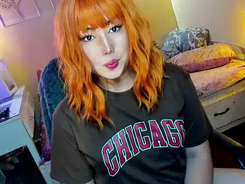 HOTnWILDalice online show from February 19, 2025, 8:33 am