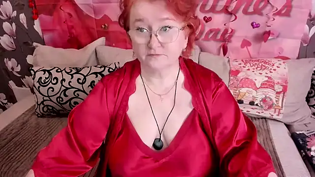 leiamillersonn online show from February 12, 2025, 4:44 am