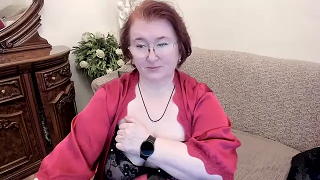 leiamillersonn online show from September 23, 2025, 6:27 am