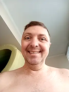 Snapshot of Pokaz2020 chatting on February 26, 2025, 9:10 am Pokaz2020 online show from February 26, 2025, 9:10 am