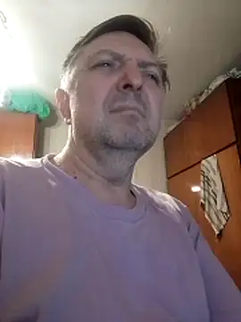 Pokaz2020 online show from May 15, 2026, 8:05 pm