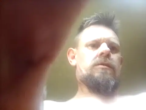 Snapshot of Skody31 chatting on December 10, 2024, 1:00 pm Skody31 online show from December 10, 2024, 1:00 pm