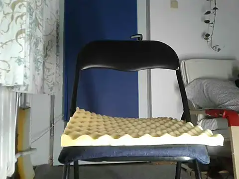 storm76kp online show from November 3, 2025, 10:21 pm