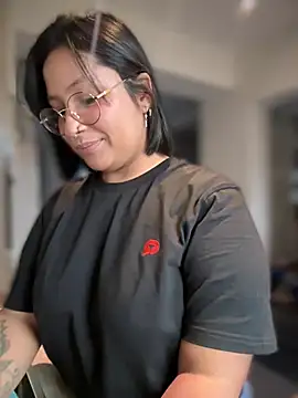 DannaaMeliza online show from December 13, 2024, 11:45 am