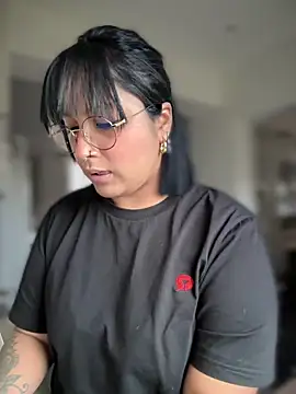 DannaaMeliza online show from December 20, 2024, 2:05 pm