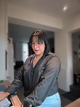 DannaaMeliza online show from December 24, 2024, 9:39 am