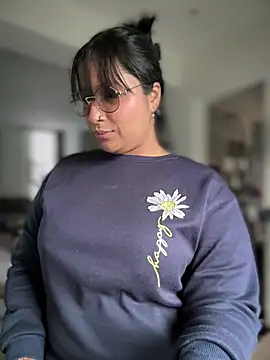 DannaaMeliza online show from January 9, 2025, 1:24 pm