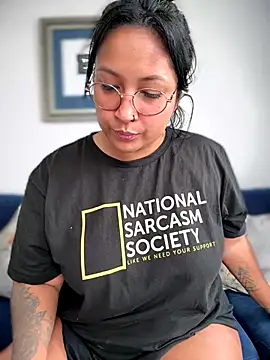 DannaaMeliza online show from September 26, 2025, 9:24 am