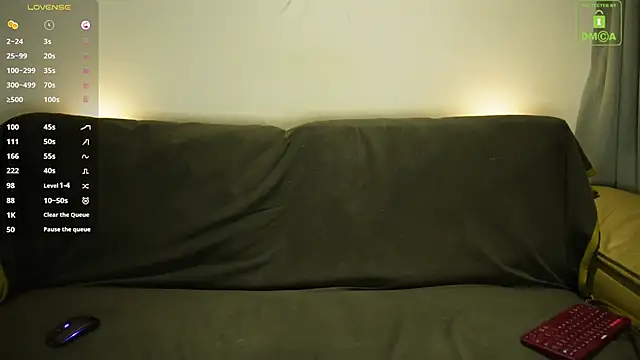 Snapshot of SteeveMuscle chatting on February 1, 2026, 9:52 am SteeveMuscle online show from February 1, 2026, 9:52 am