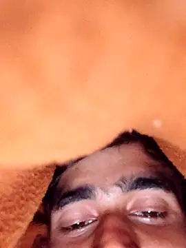 Snapshot of ThethunderPo chatting on February 17, 2025, 4:04 pm ThethunderPo online show from February 17, 2025, 4:04 pm