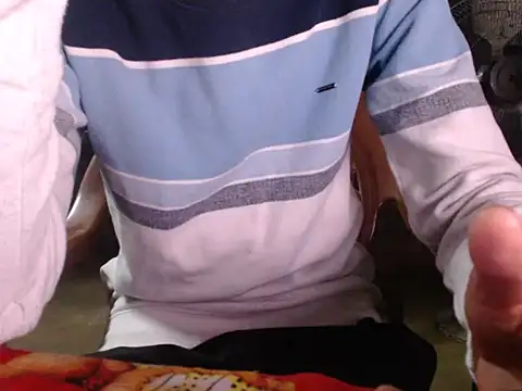 Snapshot of ThethunderPo chatting on February 26, 2025, 5:07 pm ThethunderPo online show from February 26, 2025, 5:07 pm