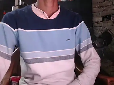 Snapshot of ThethunderPo chatting on March 2, 2025, 3:37 pm ThethunderPo online show from March 2, 2025, 3:37 pm