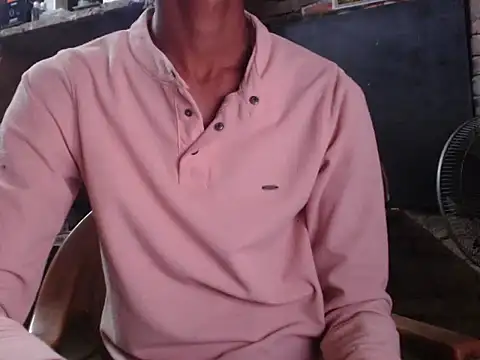 Snapshot of ThethunderPo chatting on March 18, 2025, 9:20 am ThethunderPo online show from March 18, 2025, 9:20 am