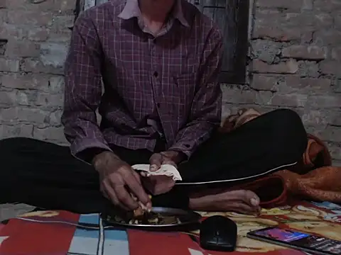 Snapshot of ThethunderPo chatting on November 26, 2025, 2:51 pm ThethunderPo online show from November 26, 2025, 2:51 pm