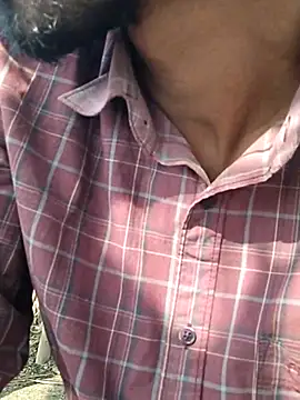 Snapshot of ThethunderPo chatting on November 28, 2025, 7:00 am ThethunderPo online show from November 28, 2025, 7:00 am