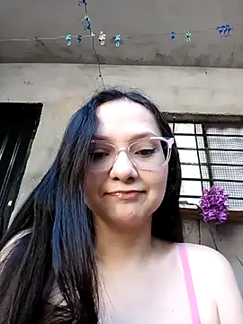 Camilatinass  online show from April 26, 2026, 12:47 pm