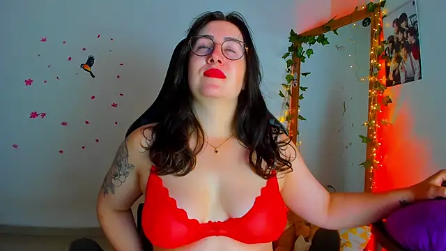 Susan Foxx online show from October 12, 2025, 6:51 pm