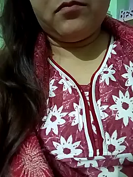 Snapshot of naughtymadam chatting on February 2, 2025, 4:05 am naughtymadam online show from February 2, 2025, 4:05 am