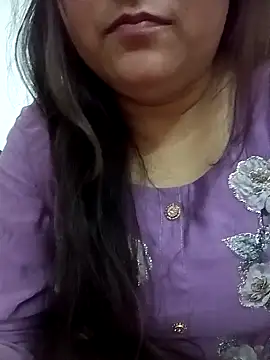 Snapshot of naughtymadam chatting on February 23, 2026, 6:33 am naughtymadam online show from February 23, 2026, 6:33 am