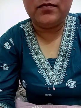 Snapshot of naughtymadam chatting on February 28, 2026, 6:25 am naughtymadam online show from February 28, 2026, 6:25 am