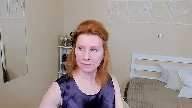 Snapshot of FoxySophia chatting on February 5, 2025, 2:37 pm FoxySophia online show from February 5, 2025, 2:37 pm