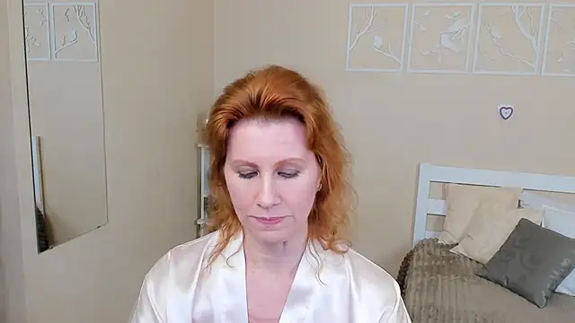 Snapshot of FoxySophia chatting on February 8, 2025, 10:51 pm FoxySophia online show from February 8, 2025, 10:51 pm
