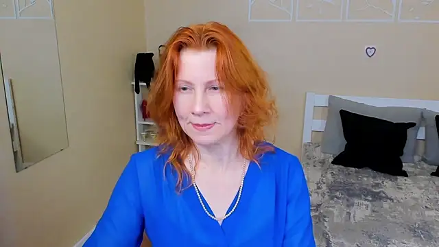 FoxySophia online show from February 18, 2026, 2:02 pm